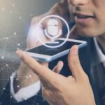 Tecnología de reconocimiento de voz para controlar accesos